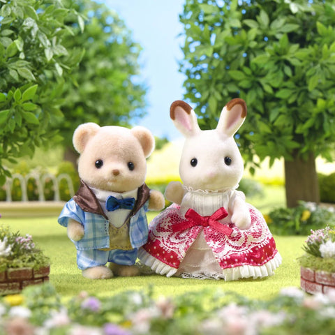 Calico Critters Anniversary Friends Set Freya & Theo