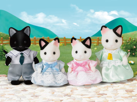 Calico Critters Tuxedo Cat Family