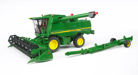 Bruder John Deere T670i Combine harvester