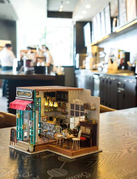 DIY Miniature House Kit: Simon's Coffee