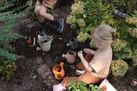 Terracotta Silicone Garden Set 