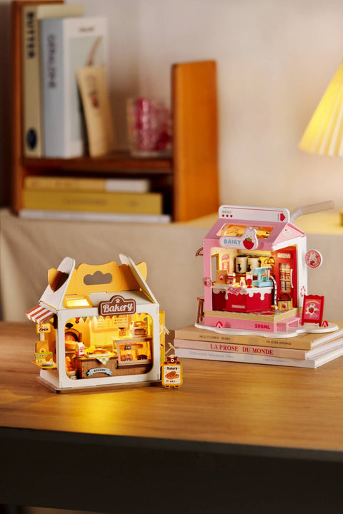 DIY Miniature House Kit: Teddy's Breadbox