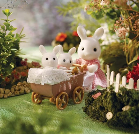 Calico Critters Connor and Kerri's Carriage Ride