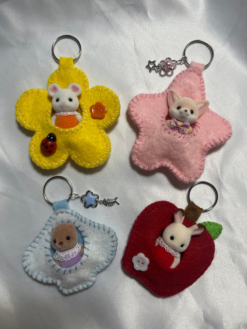 DeyzArt Crafts Keychain Pouches