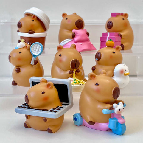 BC Mini Capybara Family Blind Box 71022