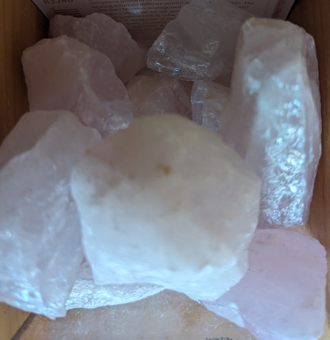 Rose Quartz Chunks: Sparkly Fun!