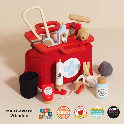 Le Toy Van Vintage Doctor Roleplay Wooden Kit