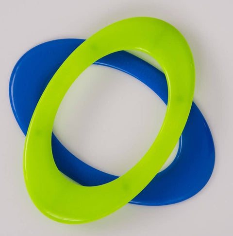 Woblong® Double-Wing Flyer – Patented Flying Catch Toy