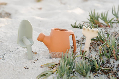 Terracotta Silicone Garden Set 