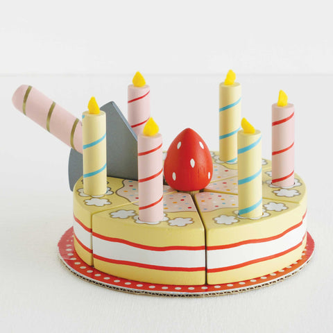 Le Toy Van Sliceable Birthday Cake & Candles