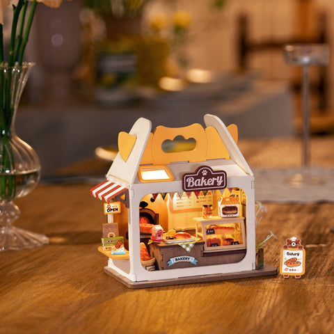 DIY Miniature House Kit: Teddy's Breadbox